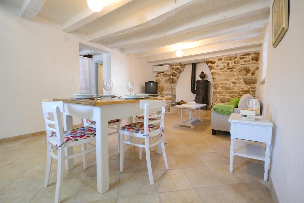 Holiday Home Nono Frane Lindar Rum bild