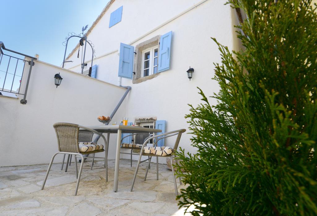 Holiday Home Nono Frane Lindar Exteriör bild